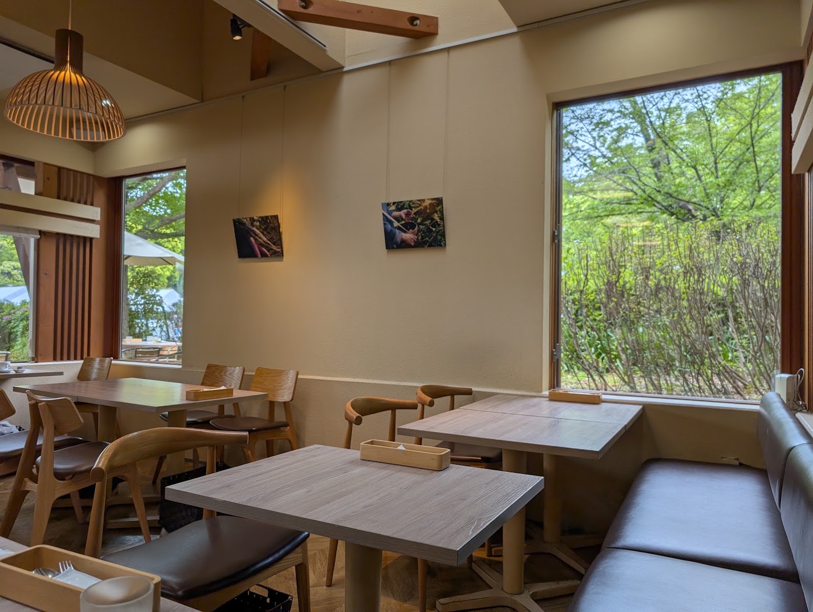 EVERYONEs CAFE