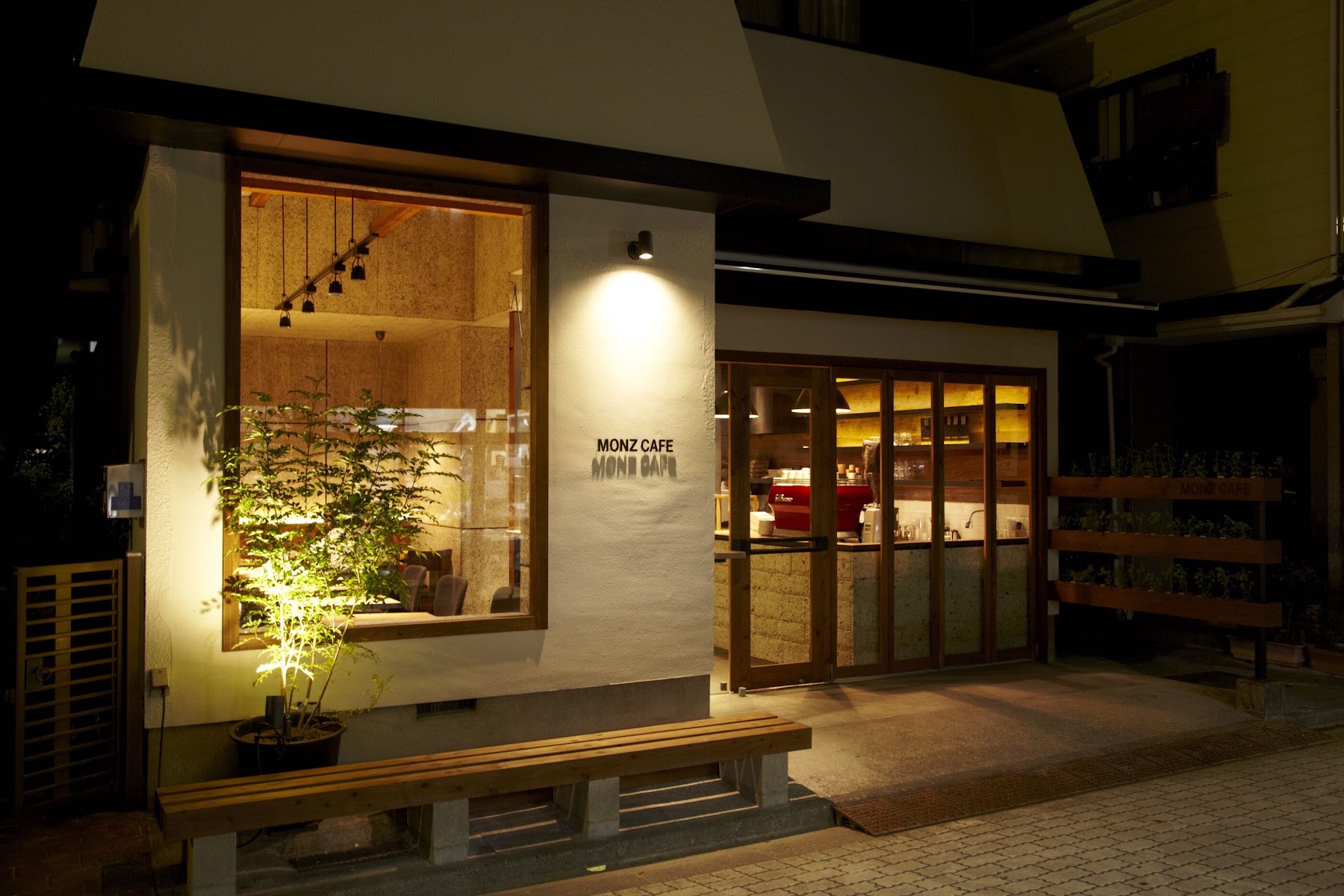 MONZ CAFE 門前仲町店