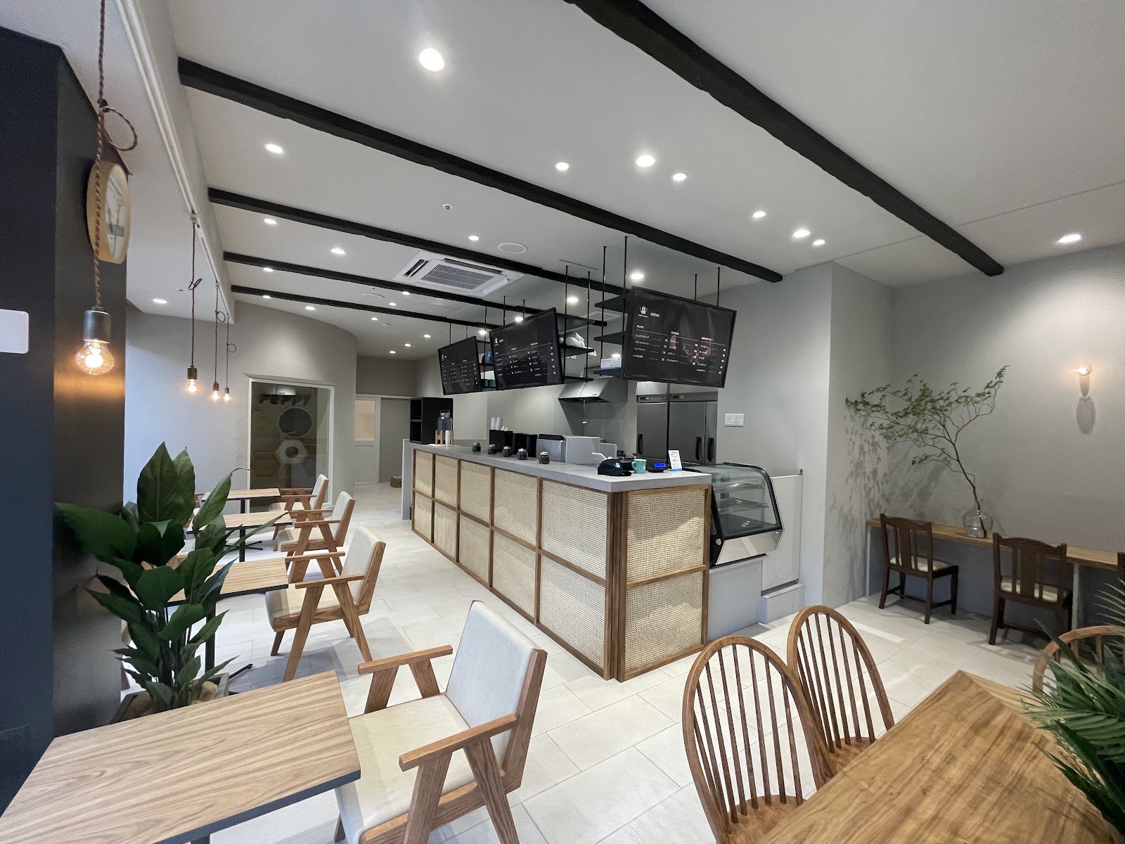 PEPPY CAFE