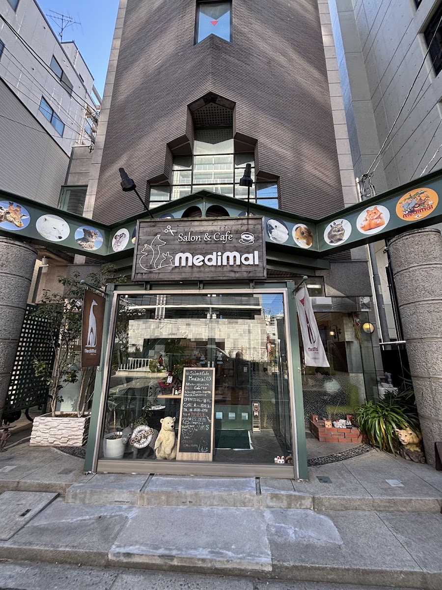 salon & cafe メディマル
