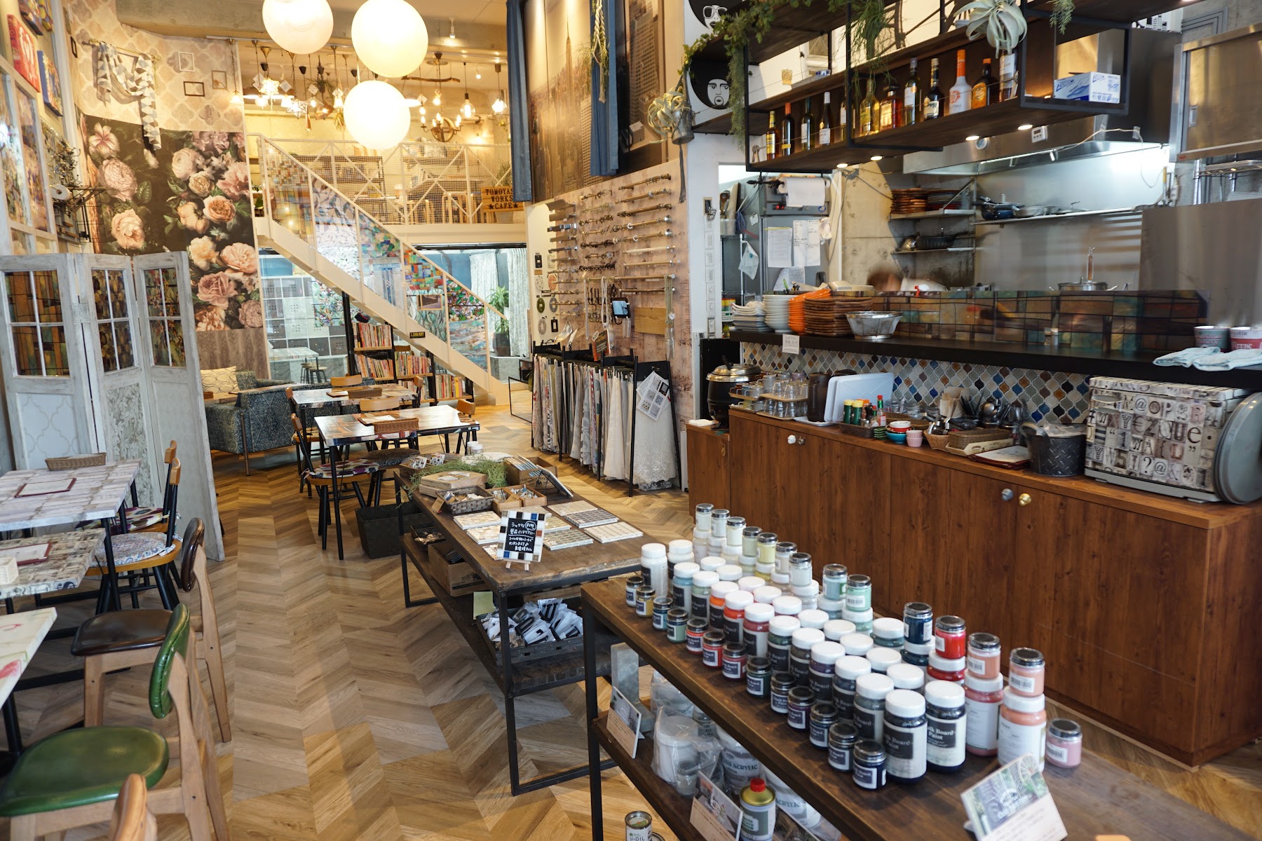 友安製作所 カフェ 浅草橋店
