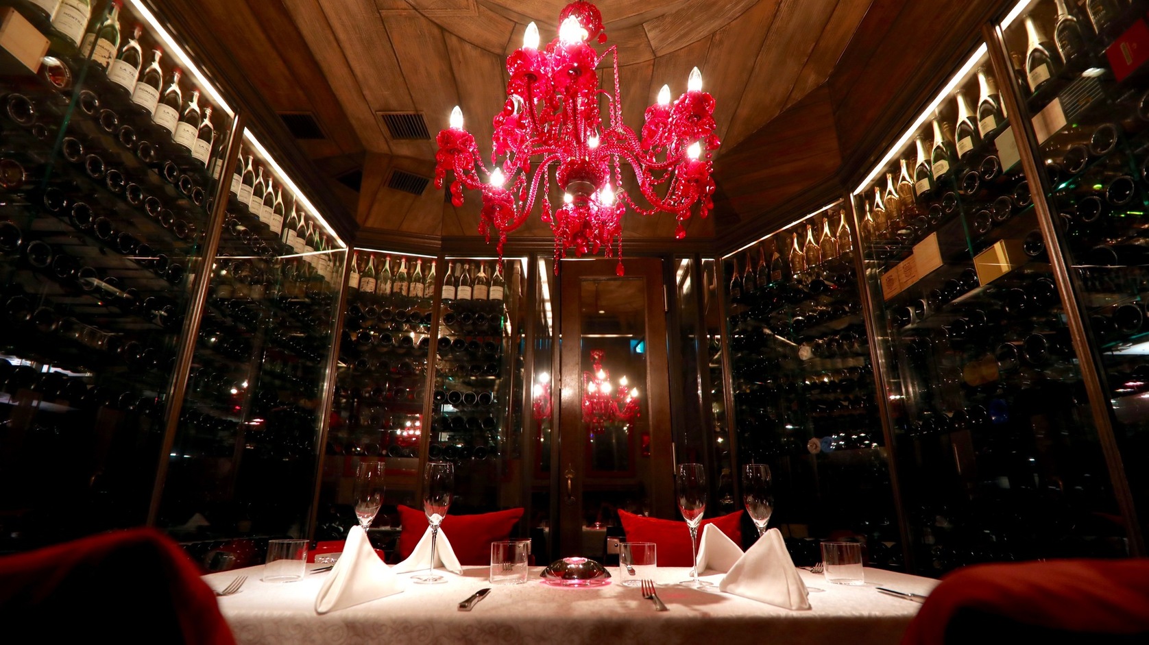 WINE LOUNGE BANQUE