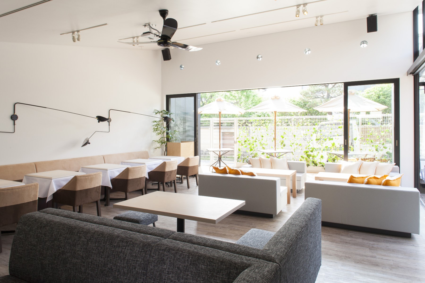 BRUNCH KITCHEN